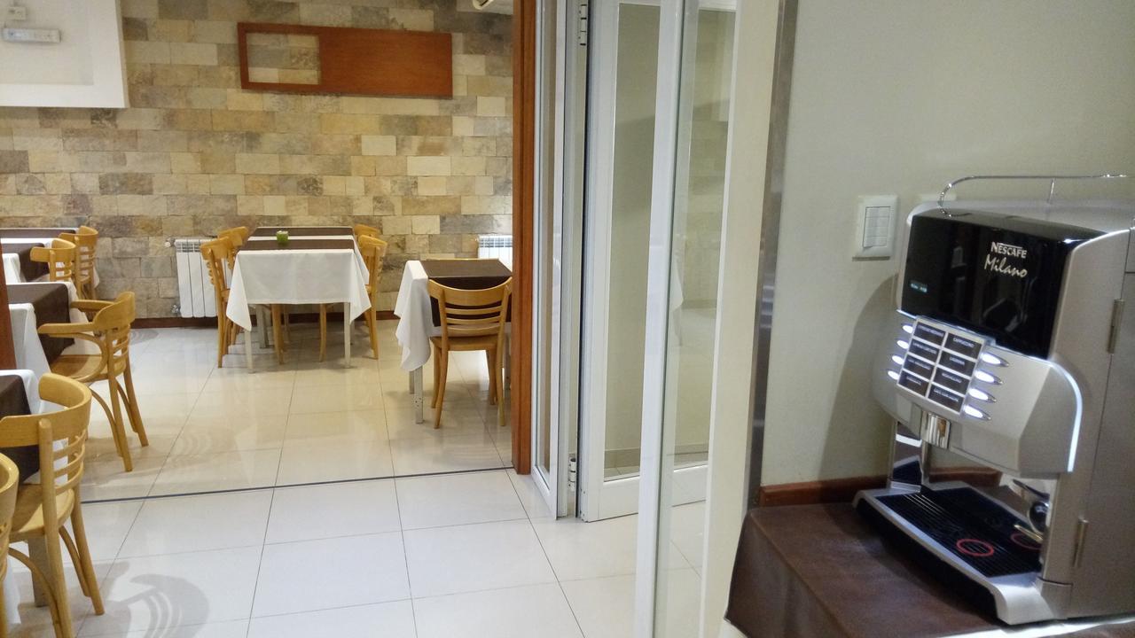 Estepa Hotel General Roca Ngoại thất bức ảnh